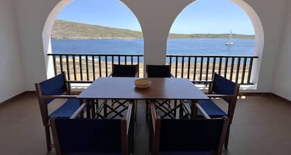 PremiĂšre ligne de mer Ă Fornells