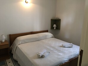 1 chambre, fer et planche à repasser, Wi-Fi
