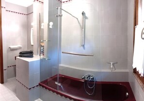 Baignoire, bidet