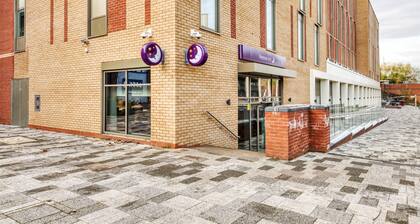 Premier Inn Banbury Town Centre - Castle Quay