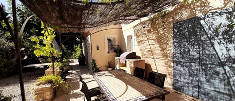 Restauration extérieure