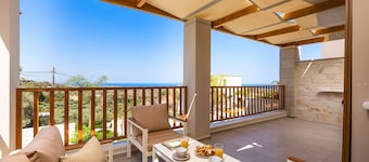 Hera Villa, Family Paradise with Heated Pool