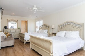 4 bedrooms, iron/ironing board, WiFi, bed sheets
