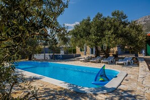 Villa | Pool | Outdoor pool - Luxury Private Villa Complex With Pool and Jacuzzi (Kastela)