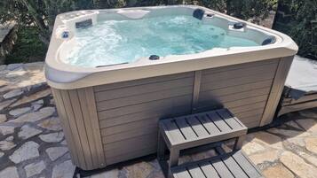 Villa | Terrace/patio