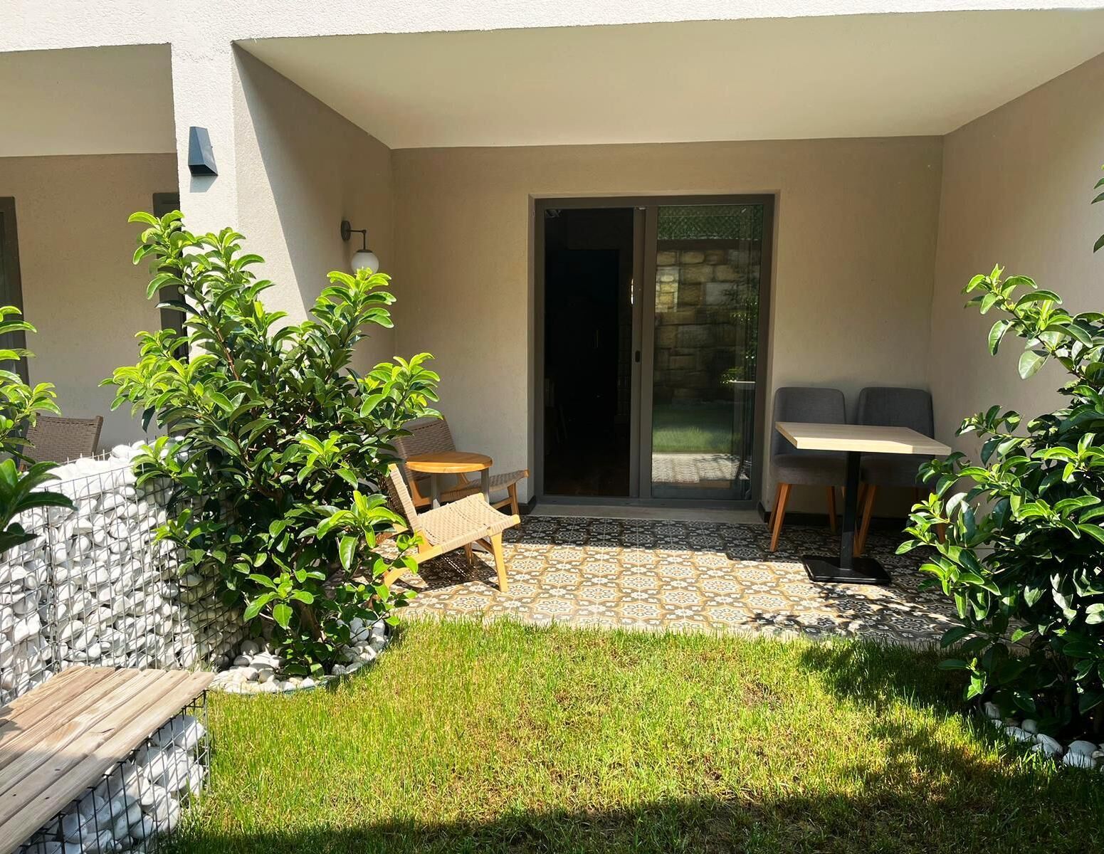 exclusive double room, garden view | premium bedding, minibar, desk, laptop workspace