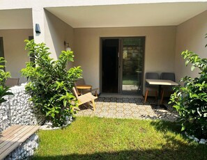 Exclusive Double Room, Garden View | Premium bedding, minibar, desk, laptop workspace - Avwan Hotel Cigli (Izmir)