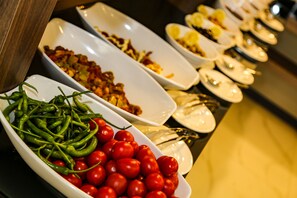 Petit déjeuner buffet compris tous les jours