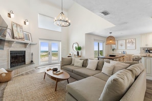 Smart TV, fireplace - Vitamin Sea Oceanfront Home! Seconds to the surf and sand! (Palm Coast)