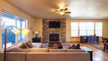 House, 3 Bedrooms | Interior