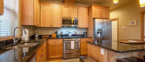 独立别墅, 3 间卧室 | 私人厨房 | 冰箱、烤箱、茶具/咖啡用具、烤面包机