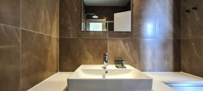 Appartement luxueux | Salle de bain | Serviettes fournies