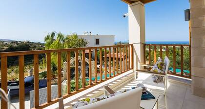 Aphrodite Villa, Family Paradise with Heated Pool