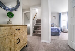 3 bedrooms, iron/ironing board, travel cot, free WiFi