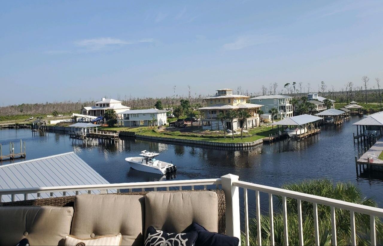 Reel Paradise! Canal Front With A Boat Slip!