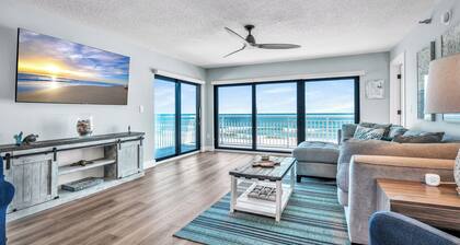 Direct oceanfront corner 3/2 with great pool/beach views, balcony and heated pool