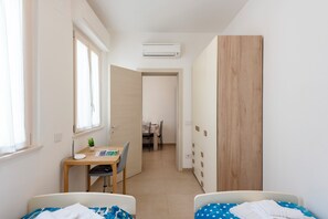 Family Apartment, Multiple Bedrooms (La Suite 2 Ondina Viareggio 200m from) | 2 bedrooms, desk, free WiFi, bed sheets
