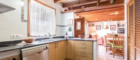 Réfrigérateur, micro-ondes, four, lave-vaisselle