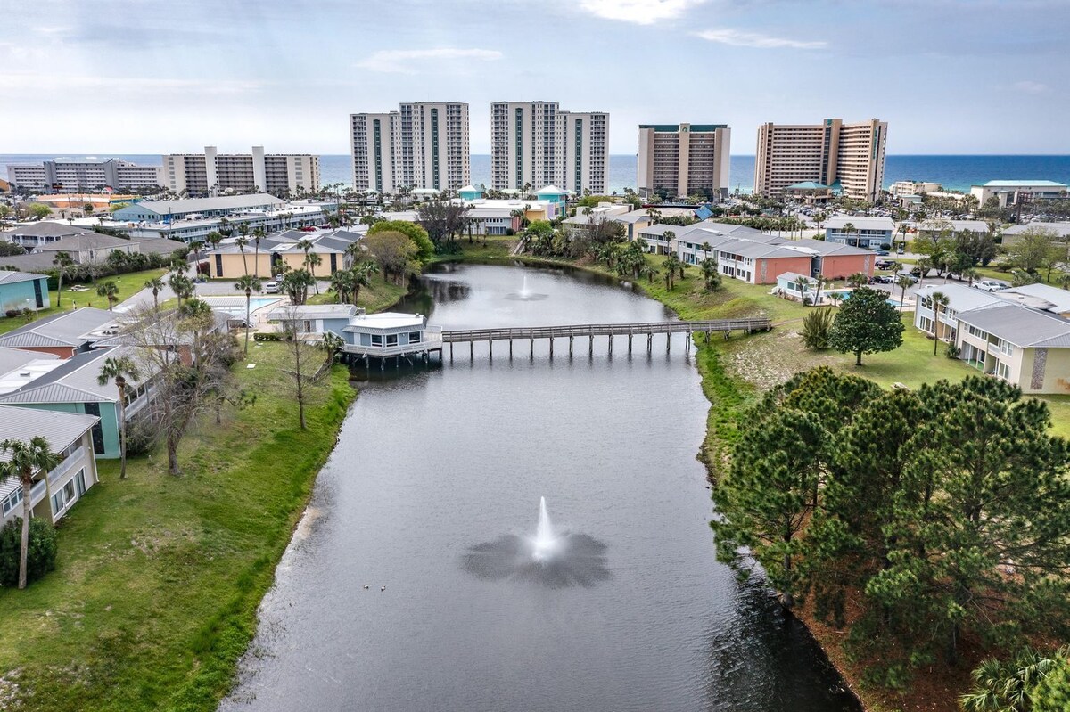Photo 3 of ❤ Sailors Cove 🏖 Mins to the Beach☀ Family Condo❤