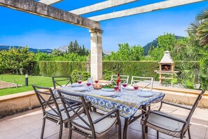 Outdoor dining - Finca Rafalet, Charming villa close to Pollensa (Pollença)
