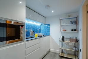 Fridge, microwave, oven, dishwasher