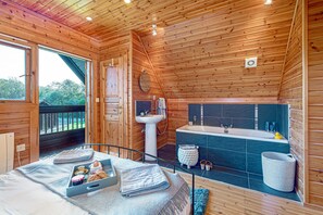 Hair dryer, towels - Pumpkin Lodge - Two Bedroom House, Sleeps 4 (Menai Bridge)