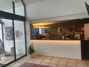 Reception - Strandhotellet Vedersø (Ulfborg)