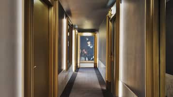 1 habitación, ropa de cama hipoalergénica y minibar