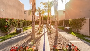 Unclassified image, 2 of 20, button - Vista Mirage Resort (Palm Springs)