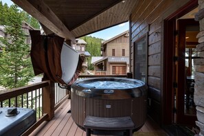 Terrace/patio - Base Camp 490 Private Hot Tub (Winter Park)