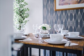 Restaurant - Empire Liverpool Properties - Arundel Street (Liverpool)