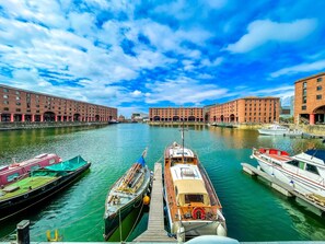 View from property - Empire Liverpool Properties - Arundel Street (Liverpool)