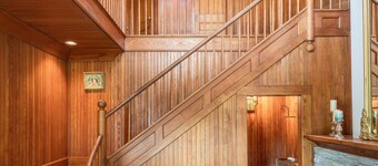 Breakwater Estate… perfect for Large Group Getaways!