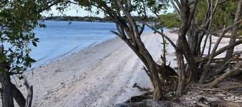 Old Floridian cottage in Historic Gulf Village