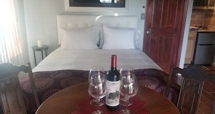 Private Guest Studio