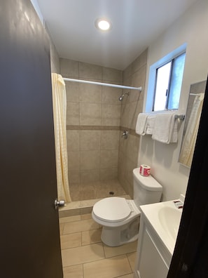 Camera Basic | Bagno | Asciugamani