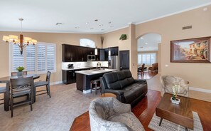 Living area - Newly meticulously remodeled 4 bedroom, 2 bath home with green belt view. (Chandler)