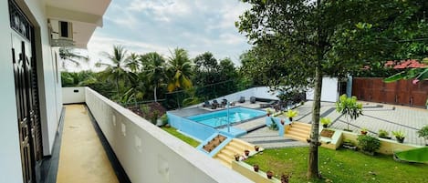Villa | Property grounds