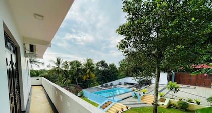 Villa Talpe Inviting 5 Bedrooms & Massage Pool