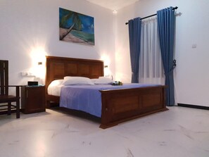 Villa | 5 dormitorios, tabla de planchar con plancha, wifi gratis y ropa de cama