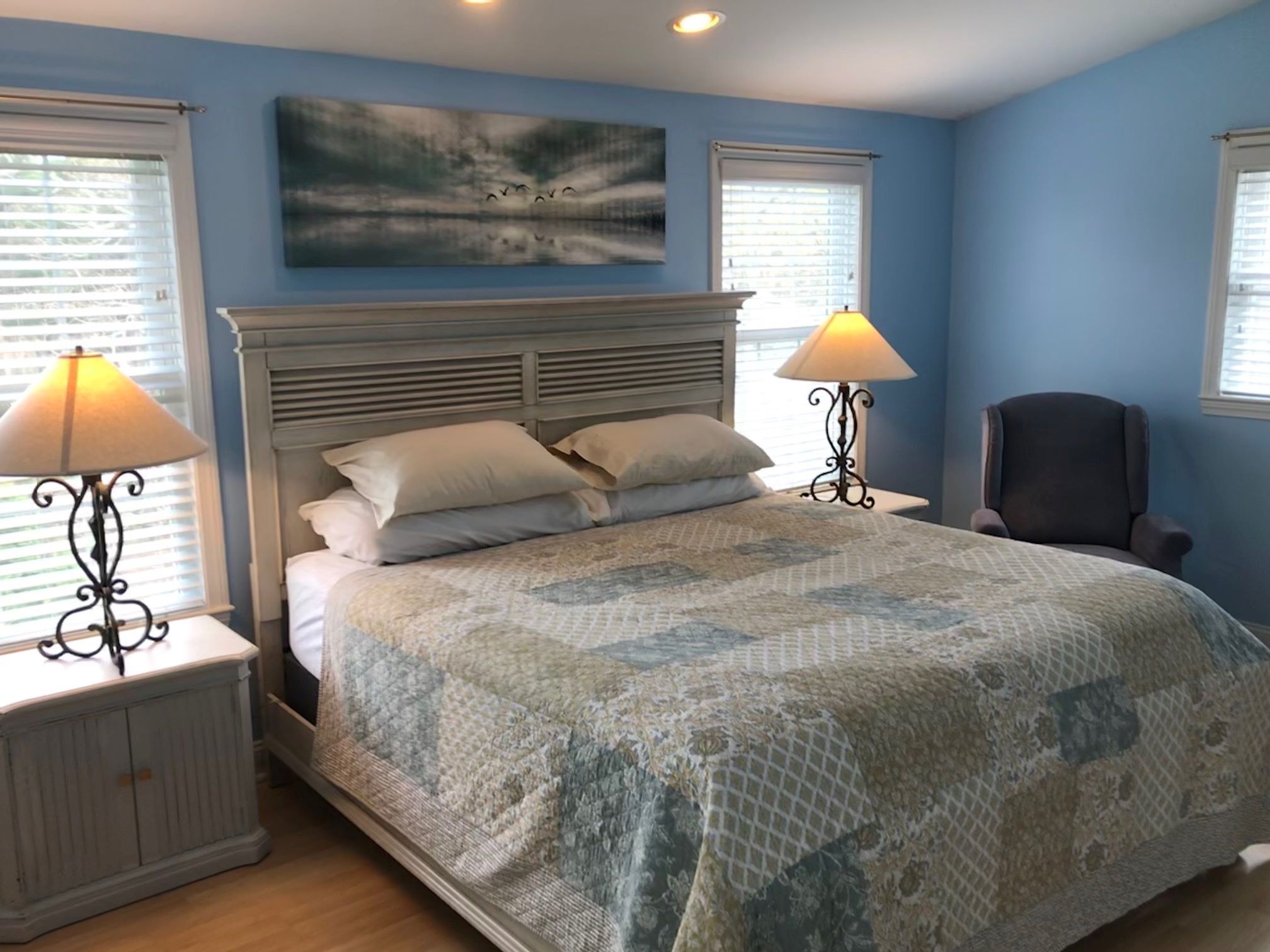 3 bedrooms, desk, iron/ironing board, free WiFi