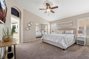 3 bedrooms, desk, iron/ironing board, travel crib