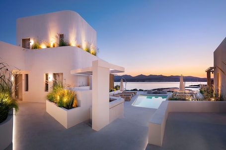 Exterior. White Pebble Suites