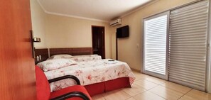 Wifi gratis y ropa de cama 