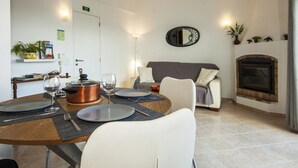 Room - B23 - Rising Sun Apartment (Lagos)