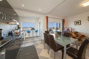 House | 2 bedrooms, WiFi