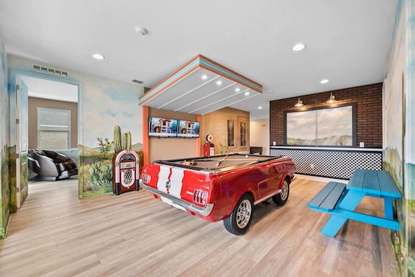 Route 66 game room w/ Mustang Pool Table & 2x TVs