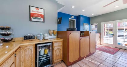 Econo Lodge near Home Depot Center