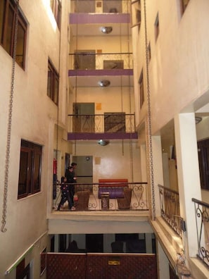 Interior - Kipepeo Hotel (Nairobi)