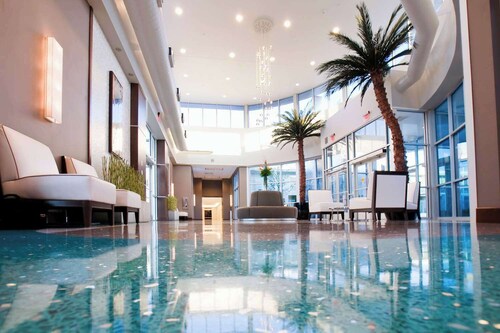 Oasis Hotel & Conv. Center, Ascend Hotel Collection